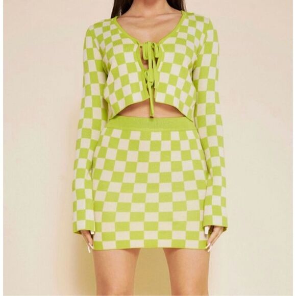 gingham tie closure crop knit cardigan top - Picture 2 of 6